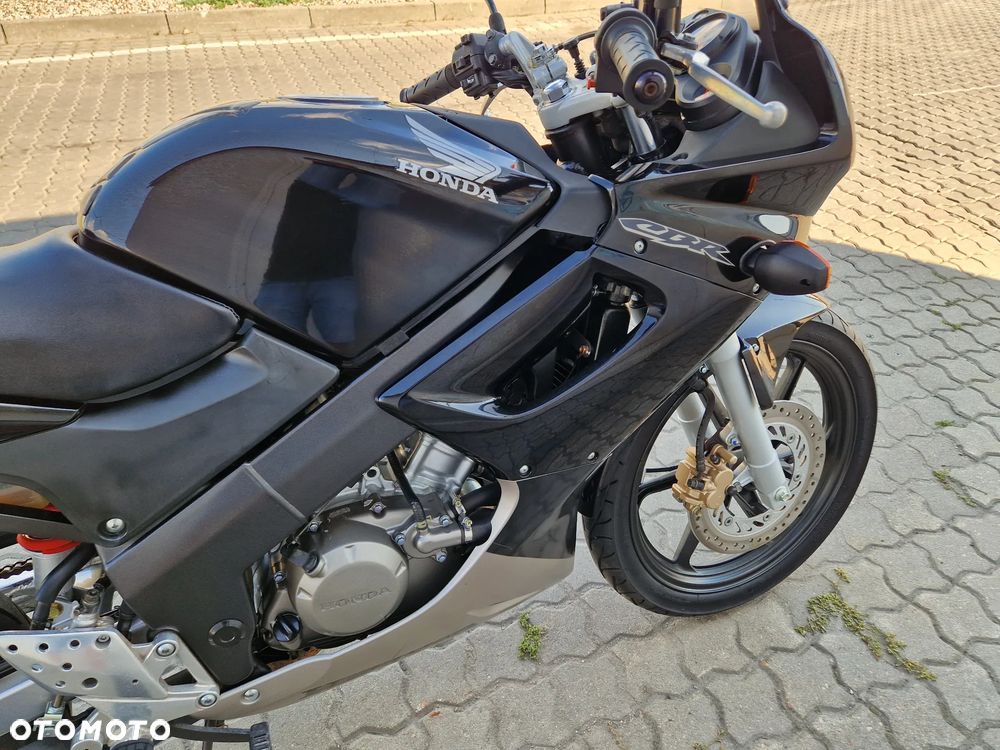 Honda CBR - 12