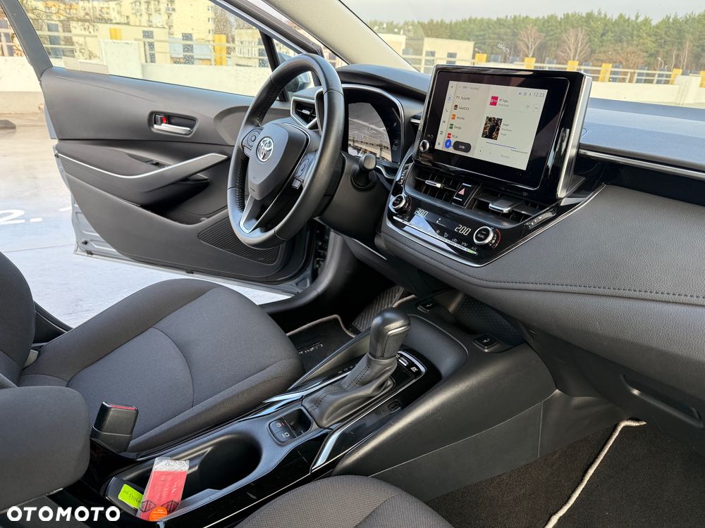 Toyota Corolla 1.8 Hybrid Comfort - 26