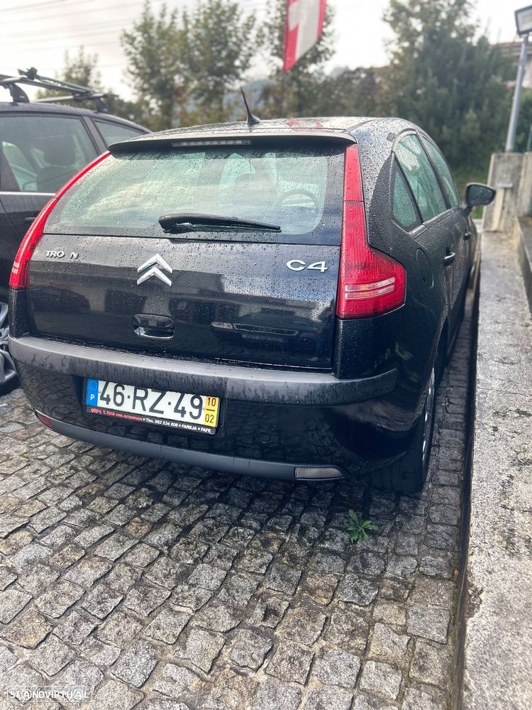 Citroën C4 1.6 HDi Advance - 9