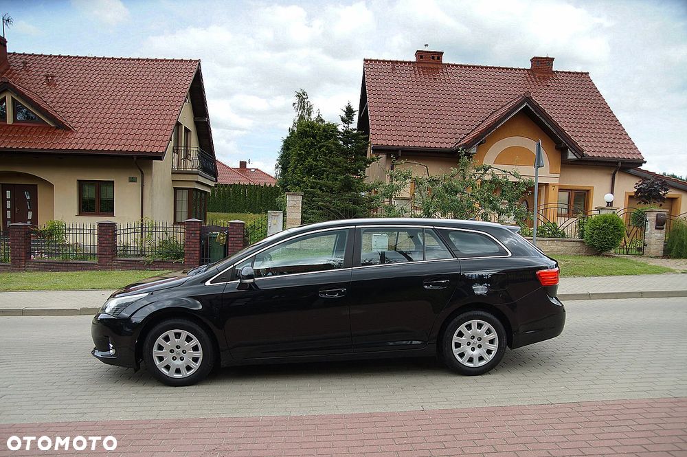 Toyota Avensis 1.8 Prestige - 6