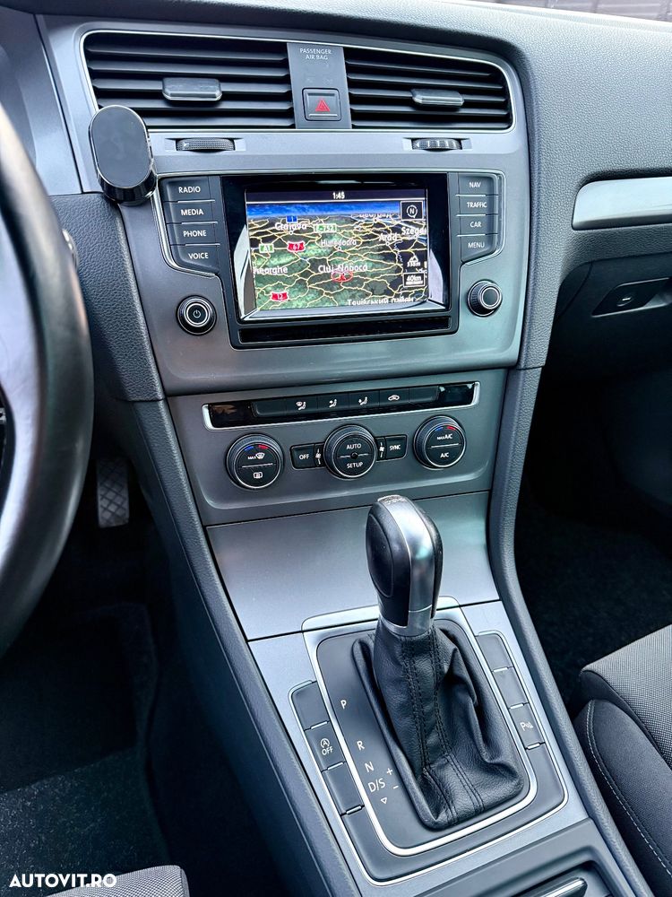 Volkswagen Golf Variant 1.6 BlueTDI DSG Comfortline - 35