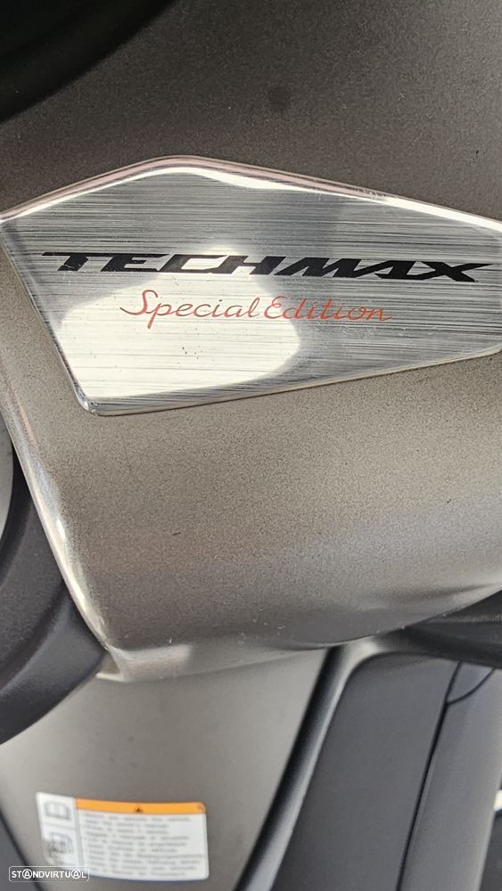 Yamaha TMAX Techmax special edition - 10