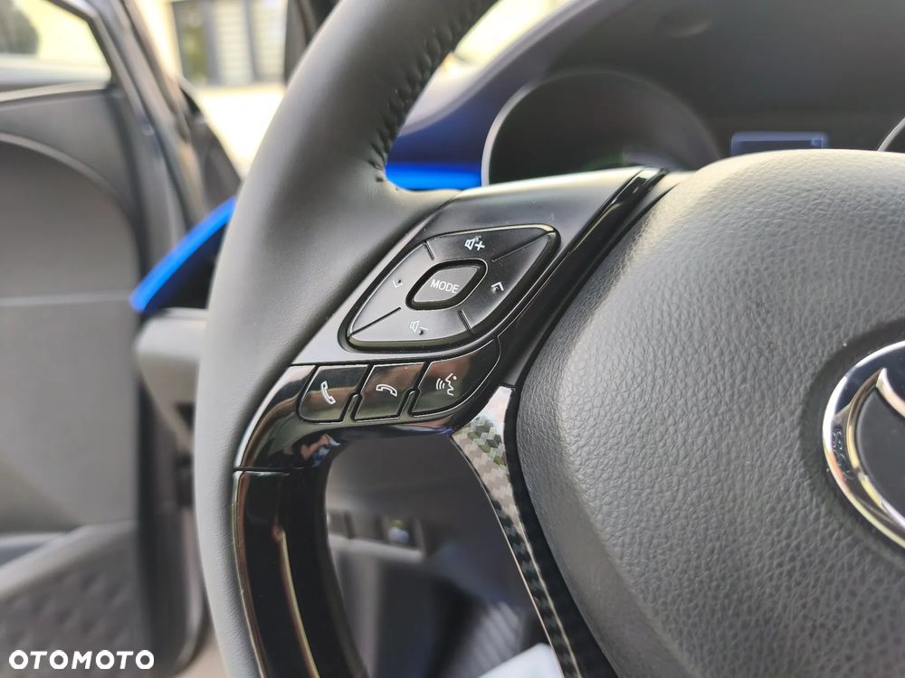 Toyota C-HR Style Selection - 24