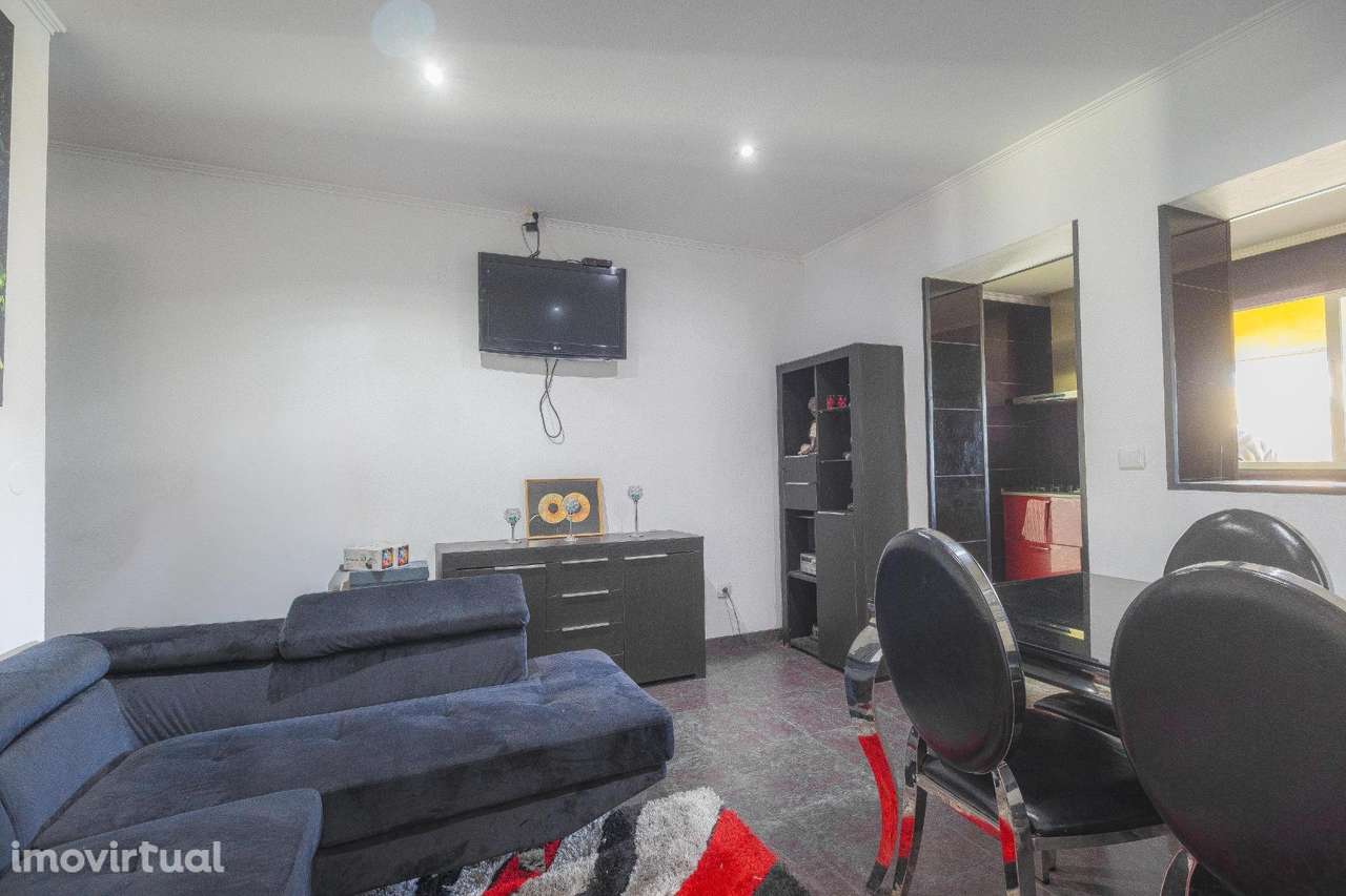 Moradia T2 transformada em T3, totalmente renovada, Vila Nova de Gaia - Grande imagem: 3/47