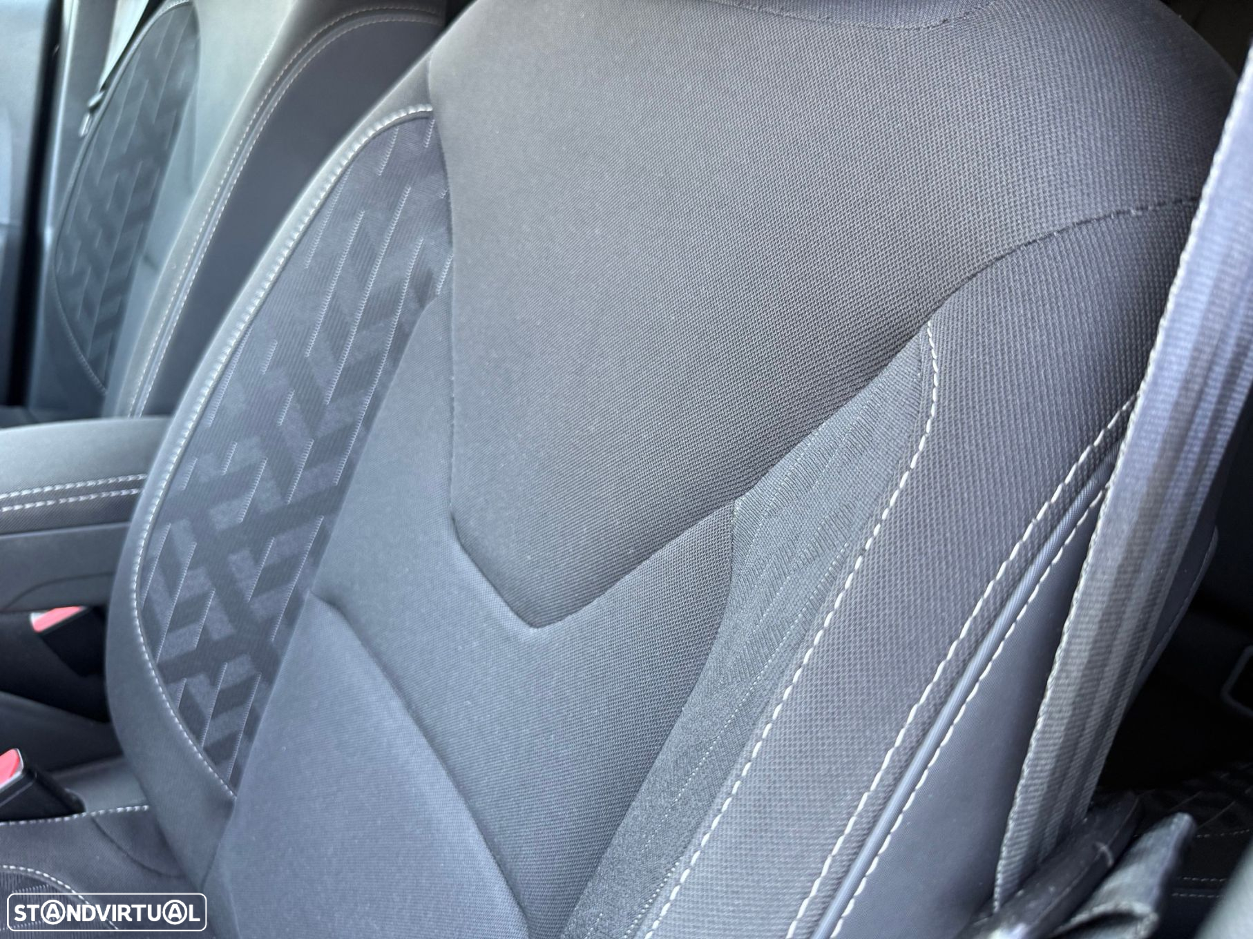 Renault Clio Sport Tourer TCe 90 Limited - 36