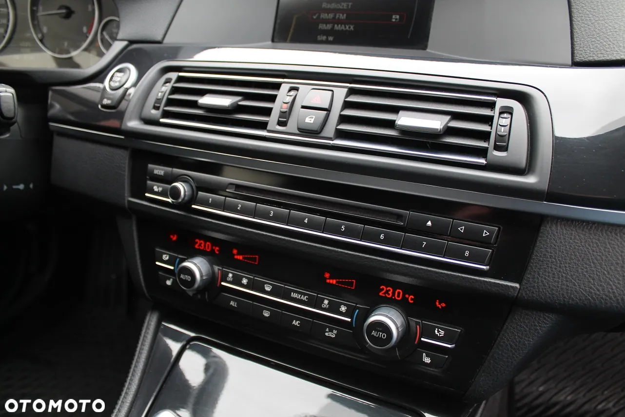 BMW Seria 5 520d Touring - 26