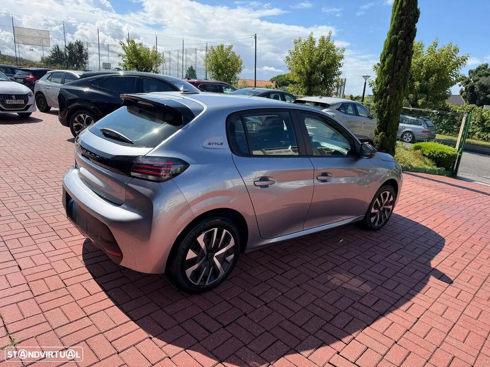Peugeot e-208 50 kWh Style - 18