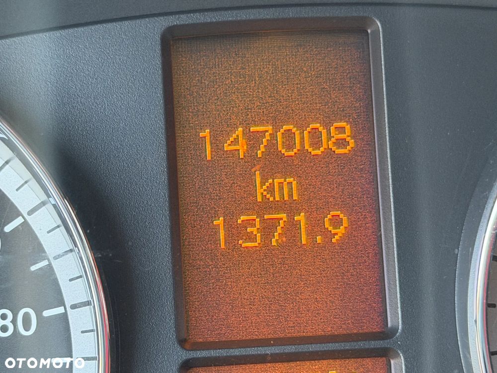 Mercedes-Benz Vito Shuttle 639.703 - 25
