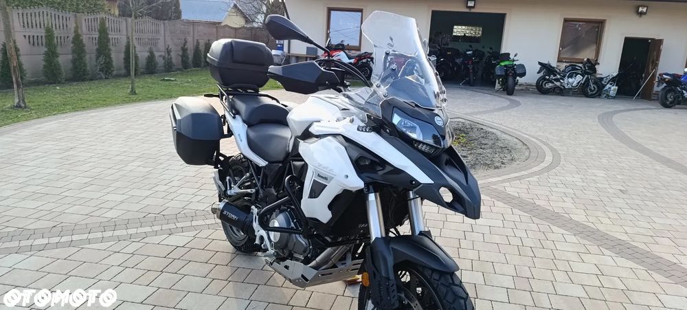 Benelli TRK 502 - 5
