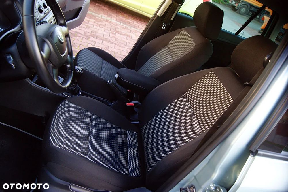 Skoda Fabia 1.2 TSI Scout - 32