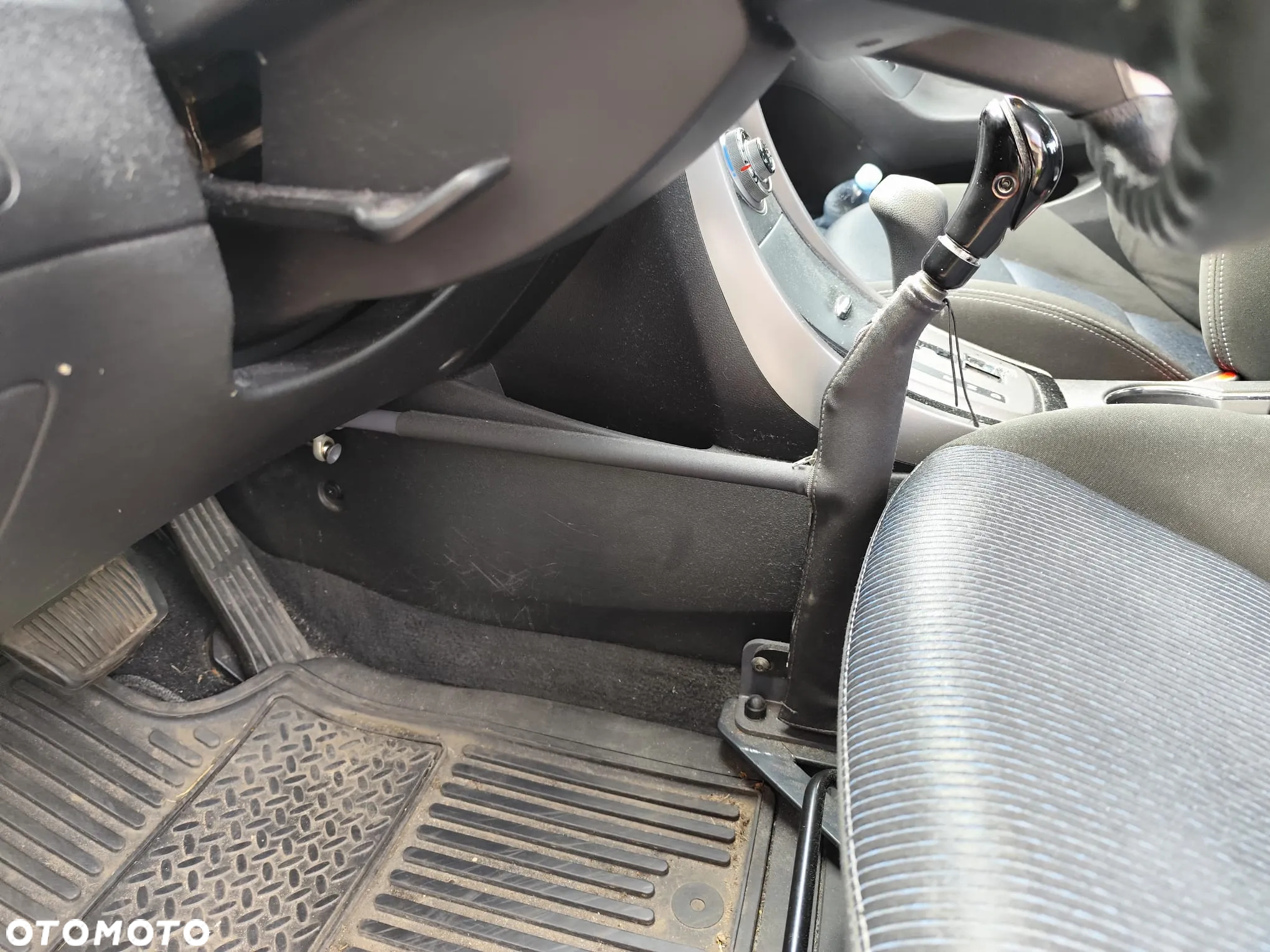 Hyundai Elantra 1.8 SE - 10