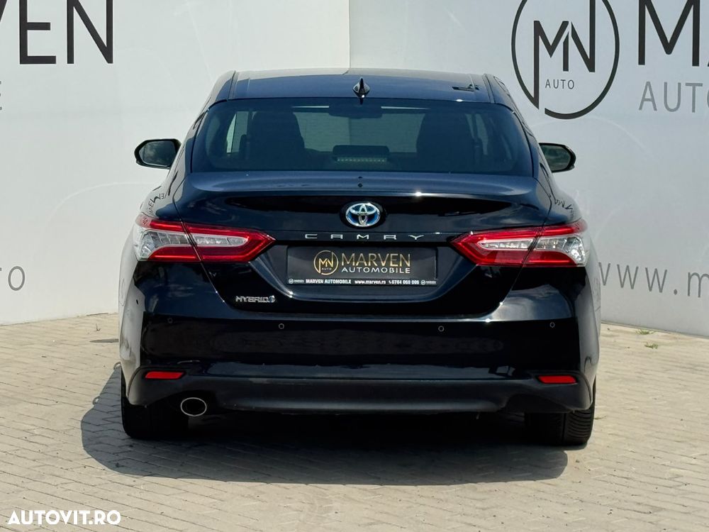 Toyota Camry 2.5 Dynamic - 6