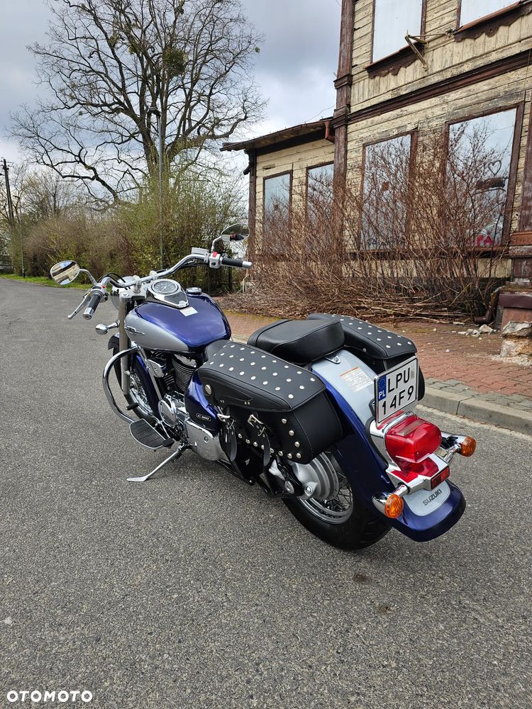 Suzuki Intruder - 5