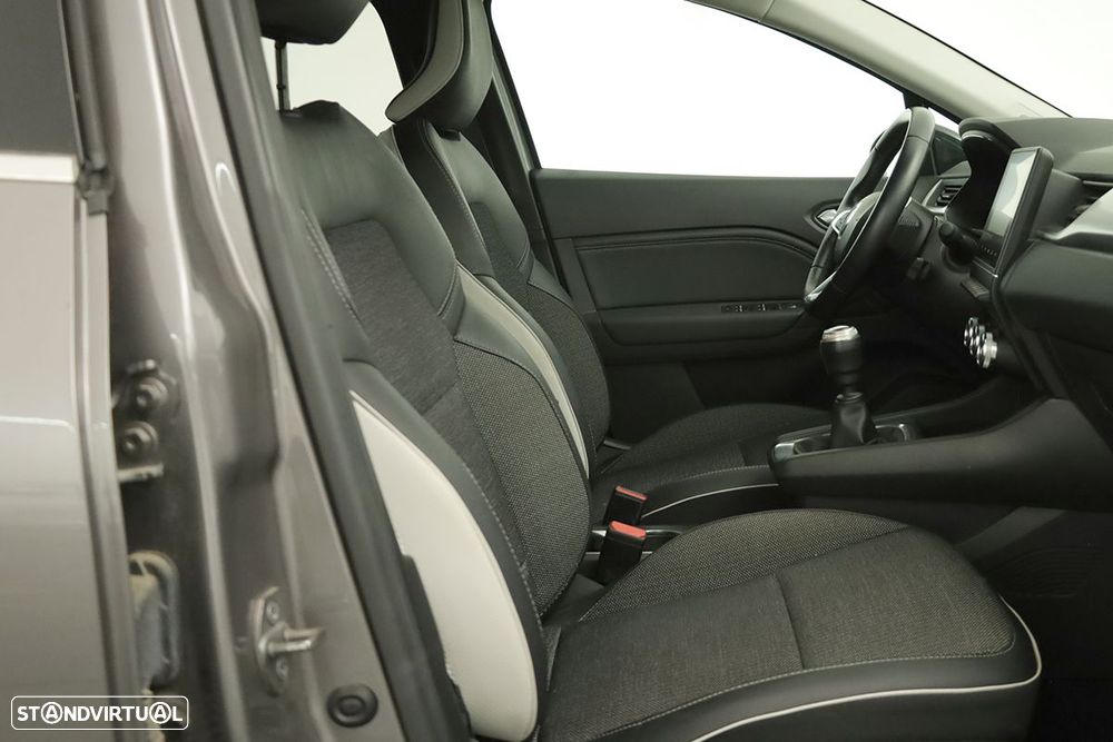 Renault Captur 1.0 TCe Techno - 36