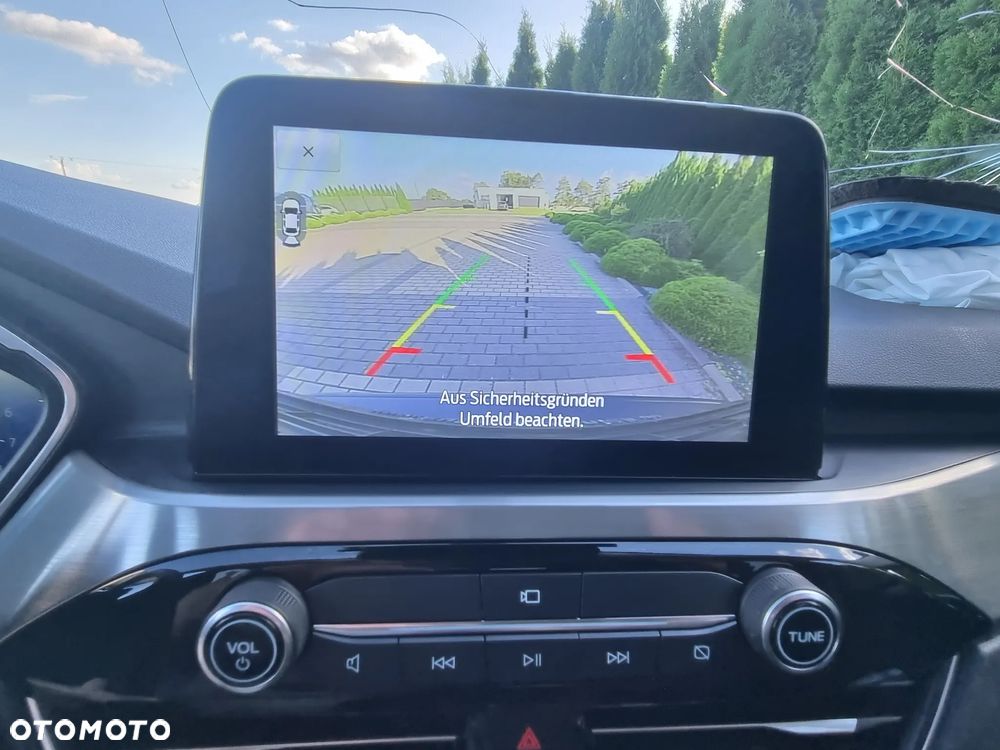 Ford Kuga 1.5 EcoBoost TITANIUM - 13
