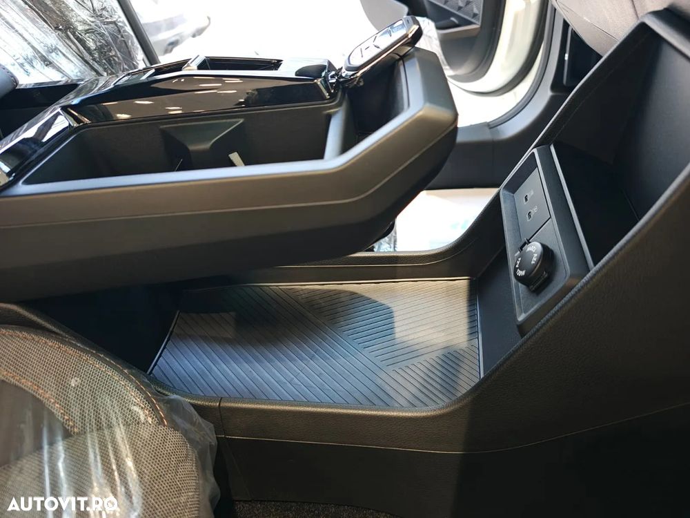 KG Mobility Torres - 25