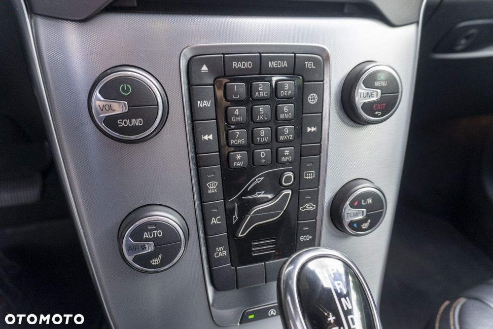 Volvo V40 - 13