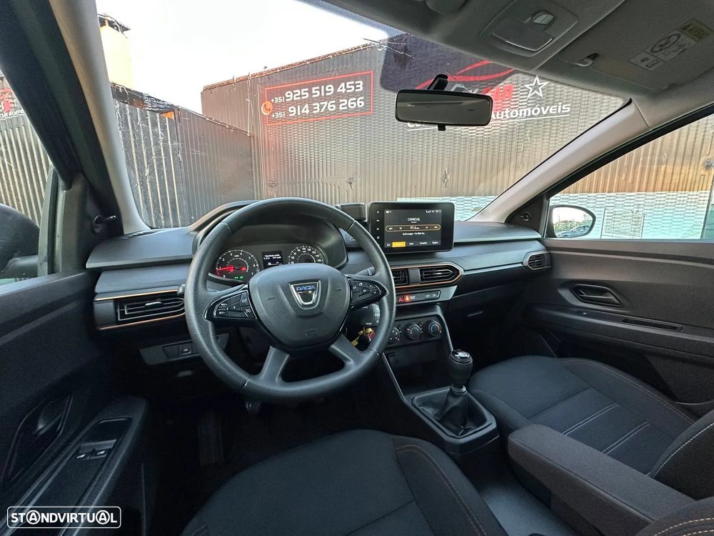 Dacia Sandero - 10