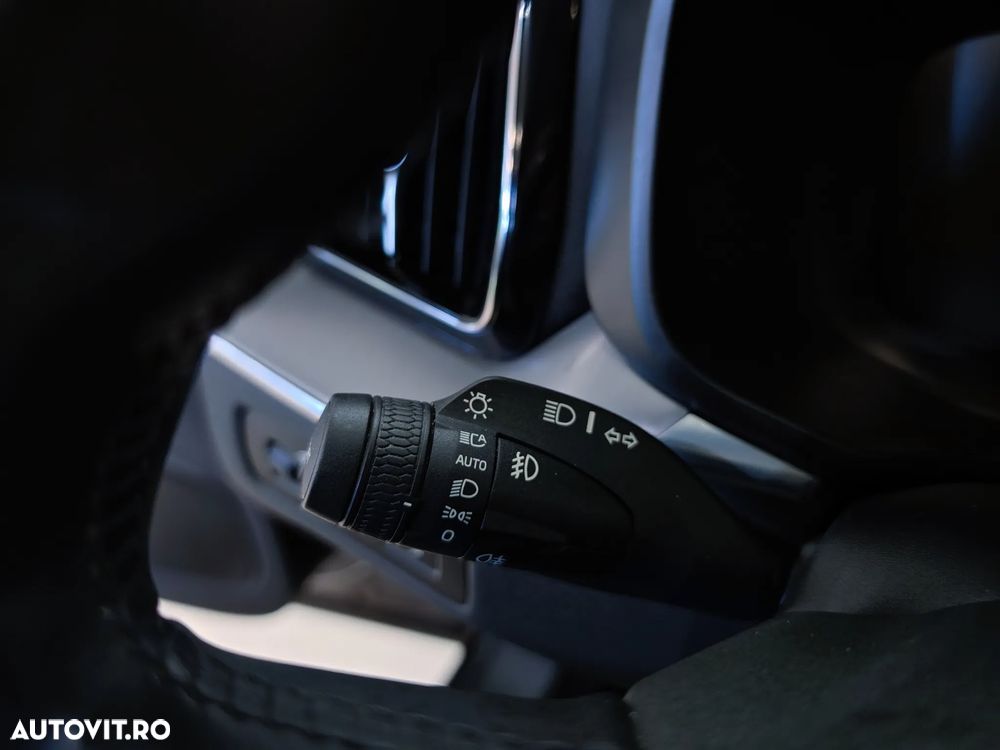 Volvo XC 60 D4 Geartronic Momentum - 10