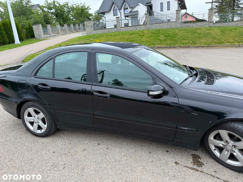 Mercedes-Benz Klasa C 200 T CDI Classic - 8