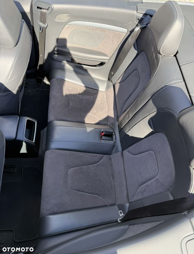 Audi A5 Cabrio - 16