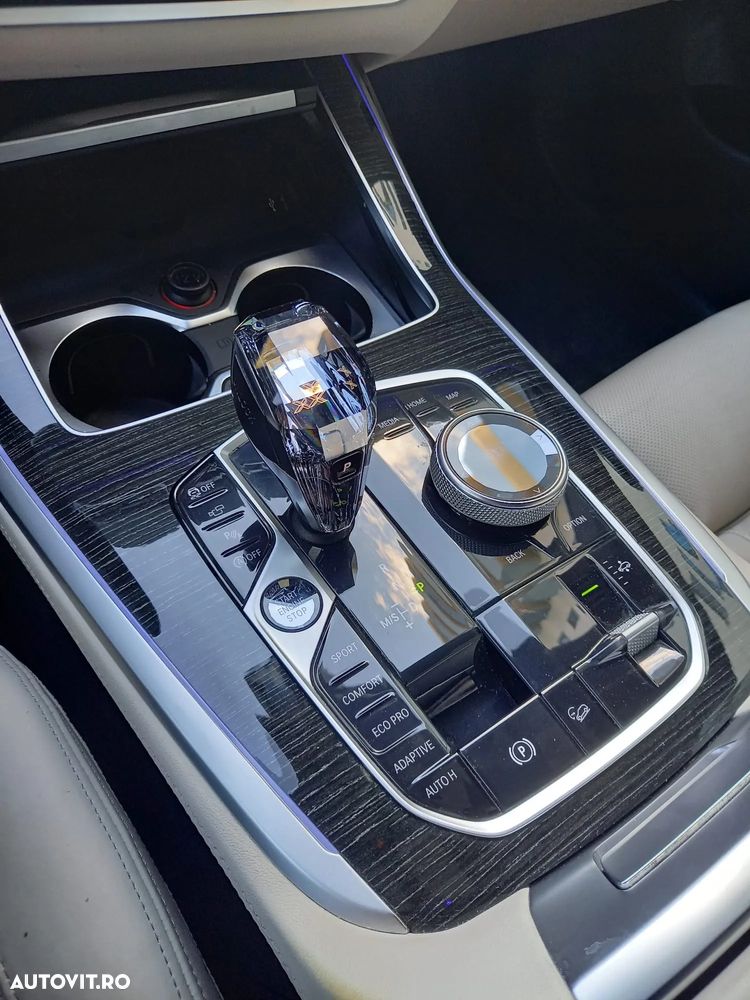 BMW X7 xDrive40i - 23