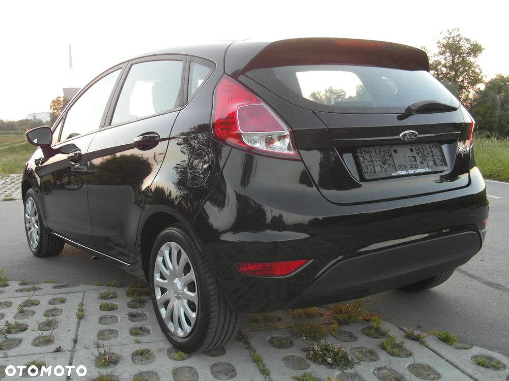 Ford Fiesta 1.25 Silver X (Trend) EU6 - 10