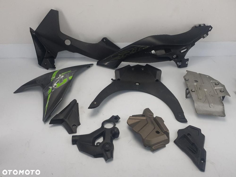 OSŁONA PLASTIK WYPEŁNIENIE OWIEWKA QJMOTOR SRT 650-5E - 1