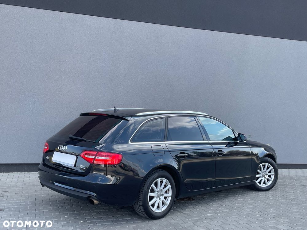 Audi A4 Avant - 4