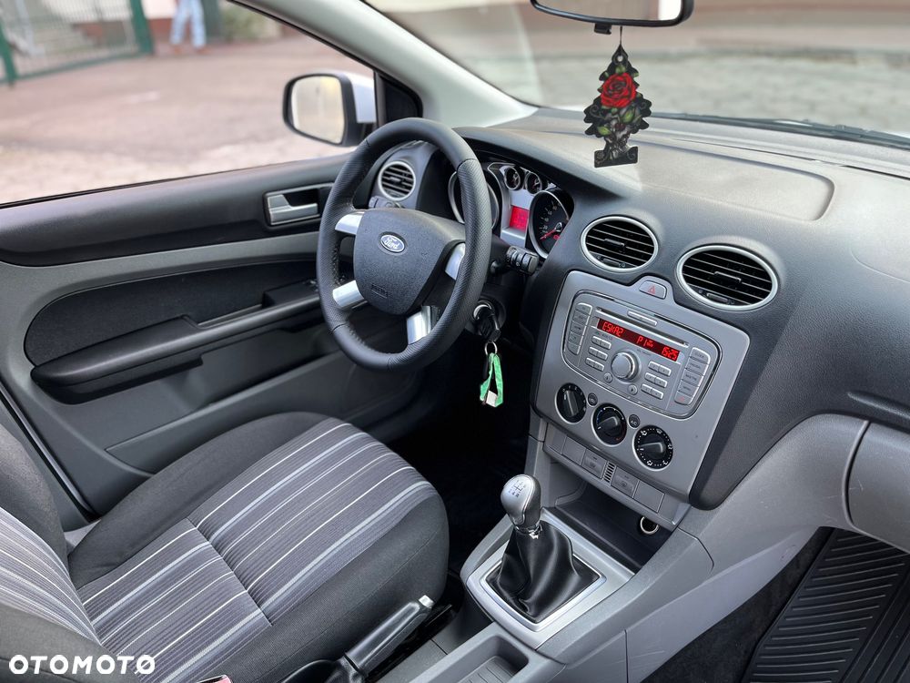 Ford Focus - 28