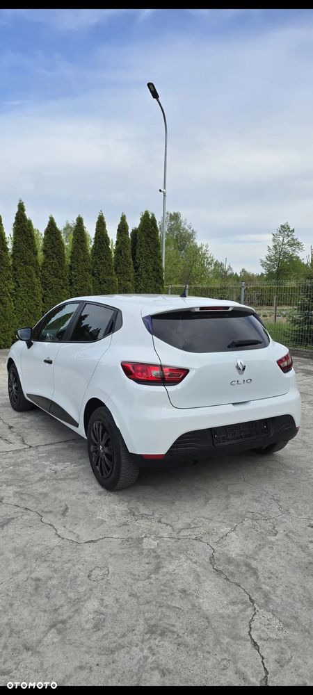 Renault Clio - 1