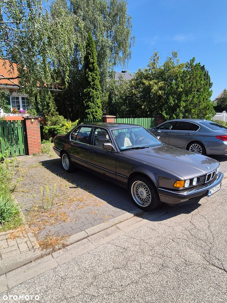 BMW Seria 7 730i - 21
