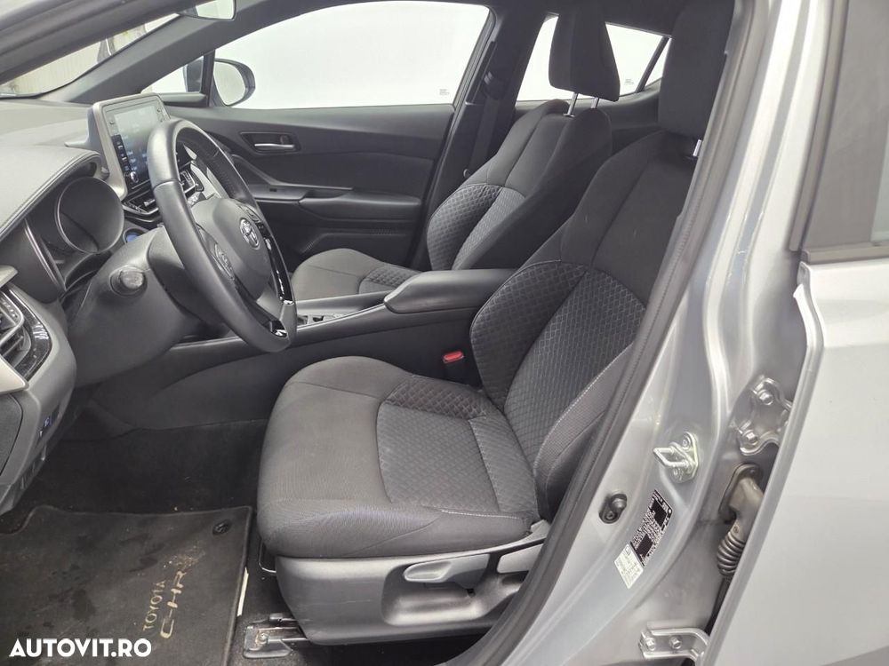 Toyota C-HR 1.8 HSD 122 CP 4x2 CVT Core - 11
