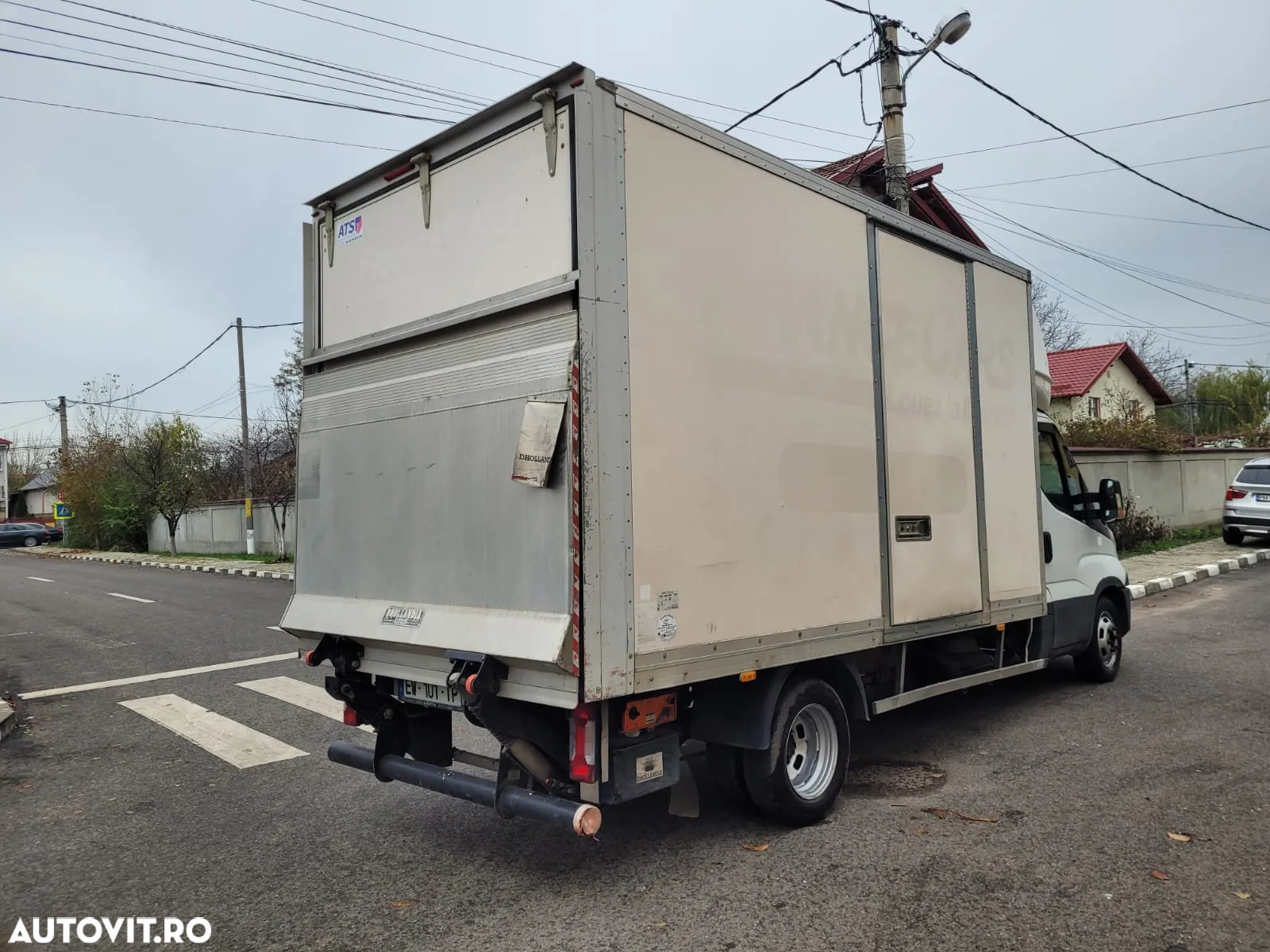Iveco Daily 35-150 box si lift, cat B, box 8 Europlateti, motorizare 3.0l, finantare leasing - 3