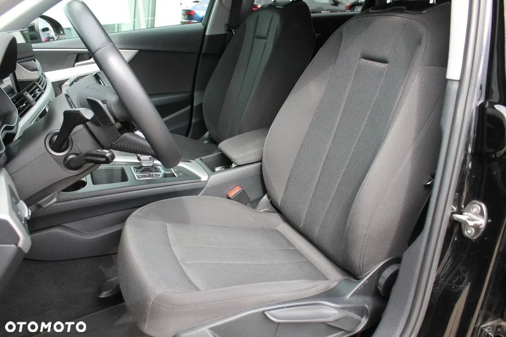 Audi A4 Avant 35 TFSI mHEV Advanced S tronic - 14