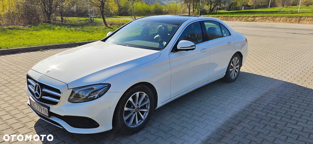 Mercedes-Benz Klasa E 220 d 4-Matic Business Edition 9G-TRONIC - 3