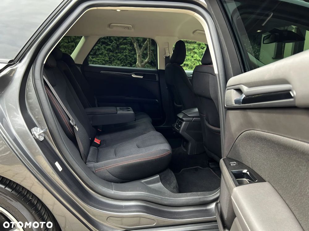 Ford Mondeo 2.0 TDCi STart-Stopp ST-Line - 6