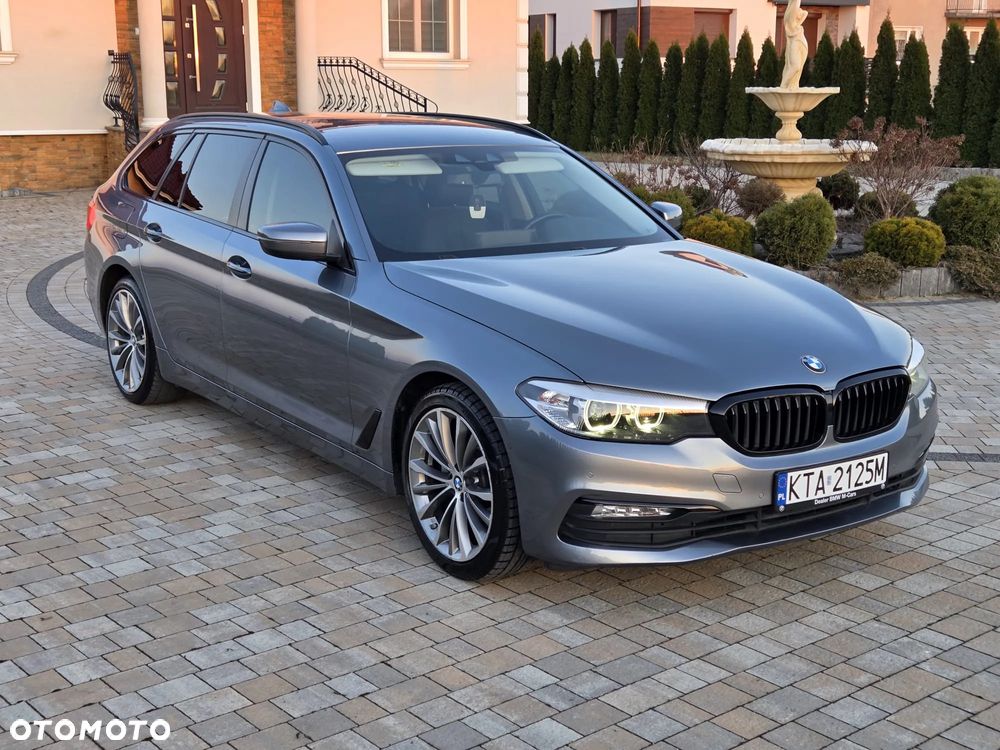 BMW Seria 5 520d M Sport Edition - 1