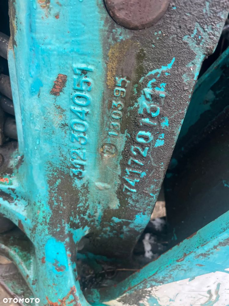 312304051 Wieszak konik suport KOMATSU WB97 - 3