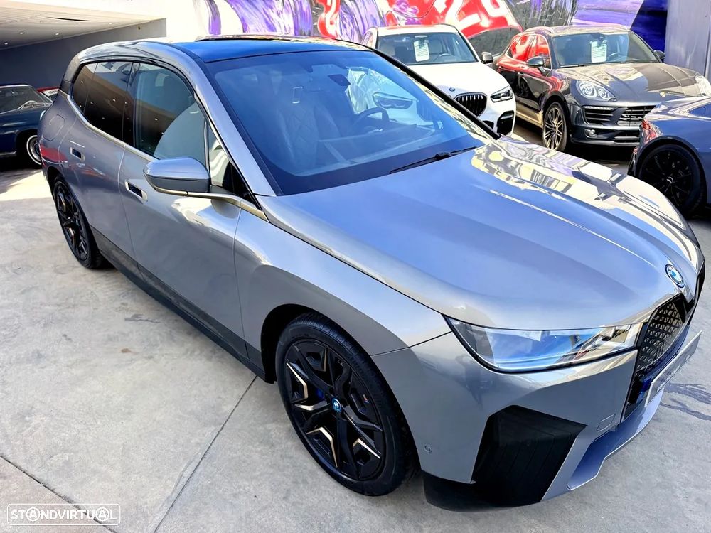 BMW iX xDrive 50 Pack Desportivo - 44
