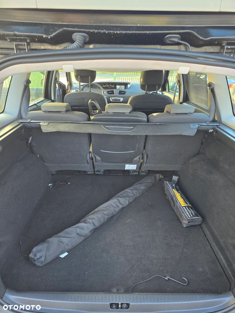 Renault Grand Scenic - 22