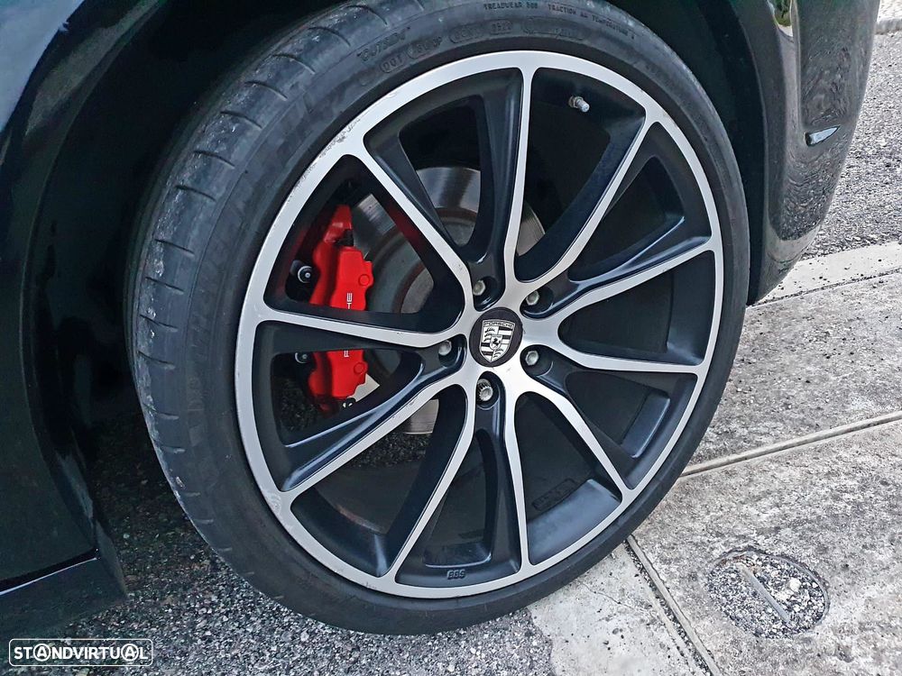 Porsche Cayenne Turbo - 5