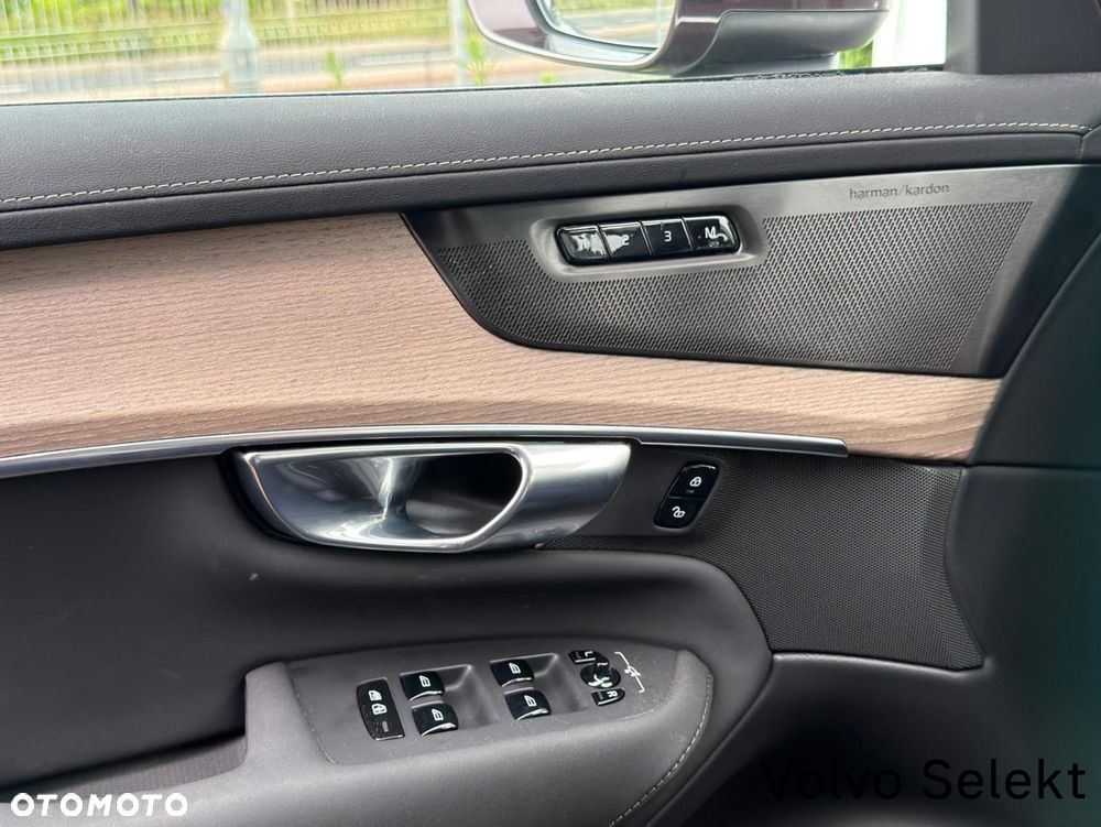 Volvo XC 90 - 31