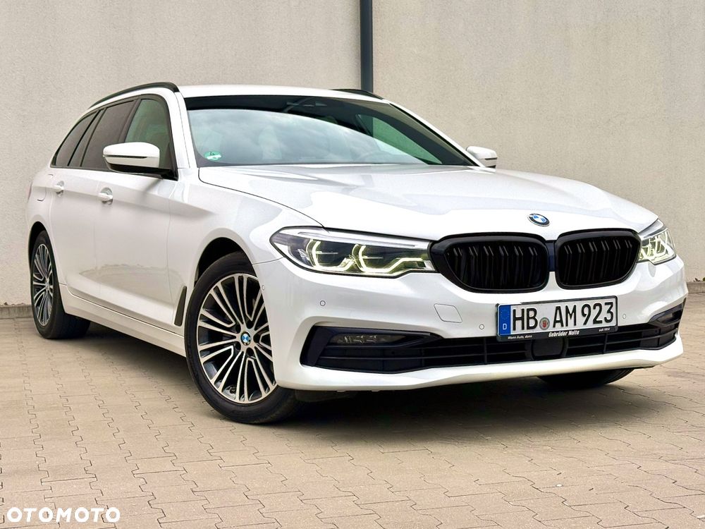 BMW Seria 5 520d xDrive Sport Line sport - 1