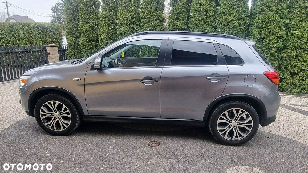 Mitsubishi ASX - 3