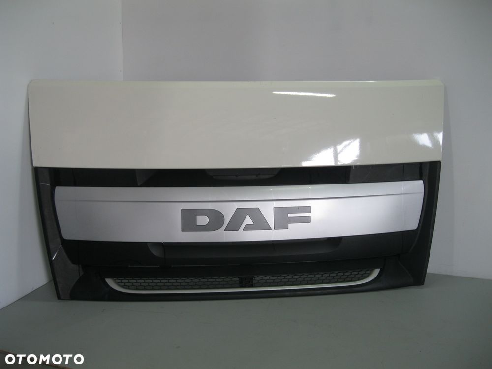 MASKA ATRAPA KLAPA PRZEDNIA DAF XF - 1