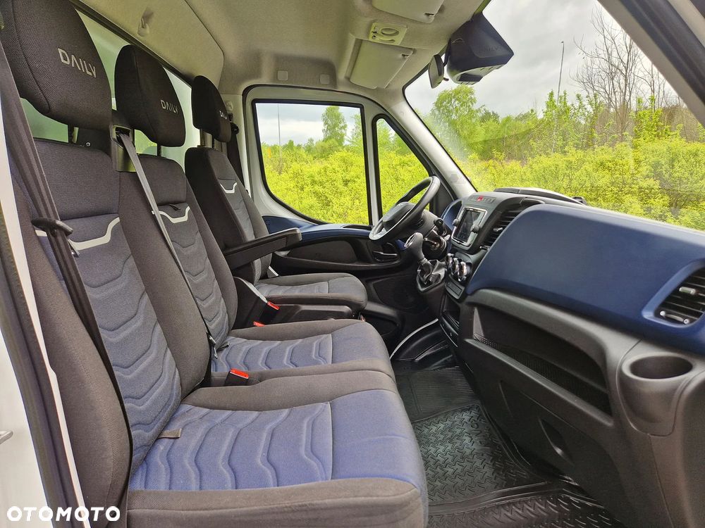 Iveco DAILY - 15
