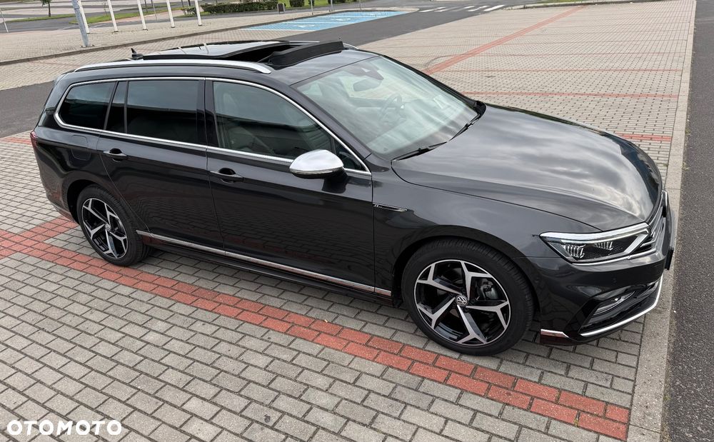 Volkswagen Passat - 33