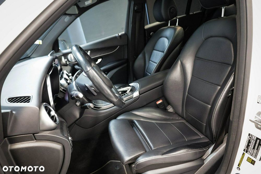 Mercedes-Benz GLC - 20