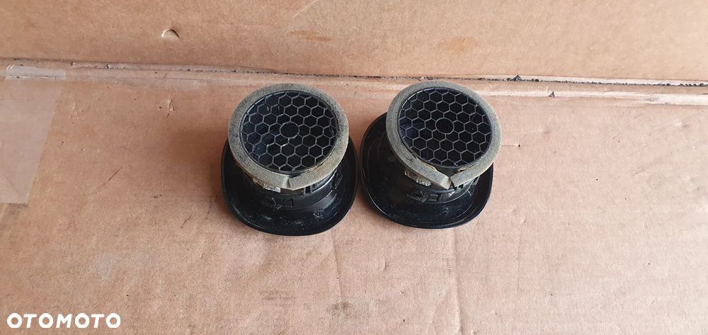 Kratka nawiewu powietrza prawa lewa Opel Vivaro B Trafic III 687606325R - 7